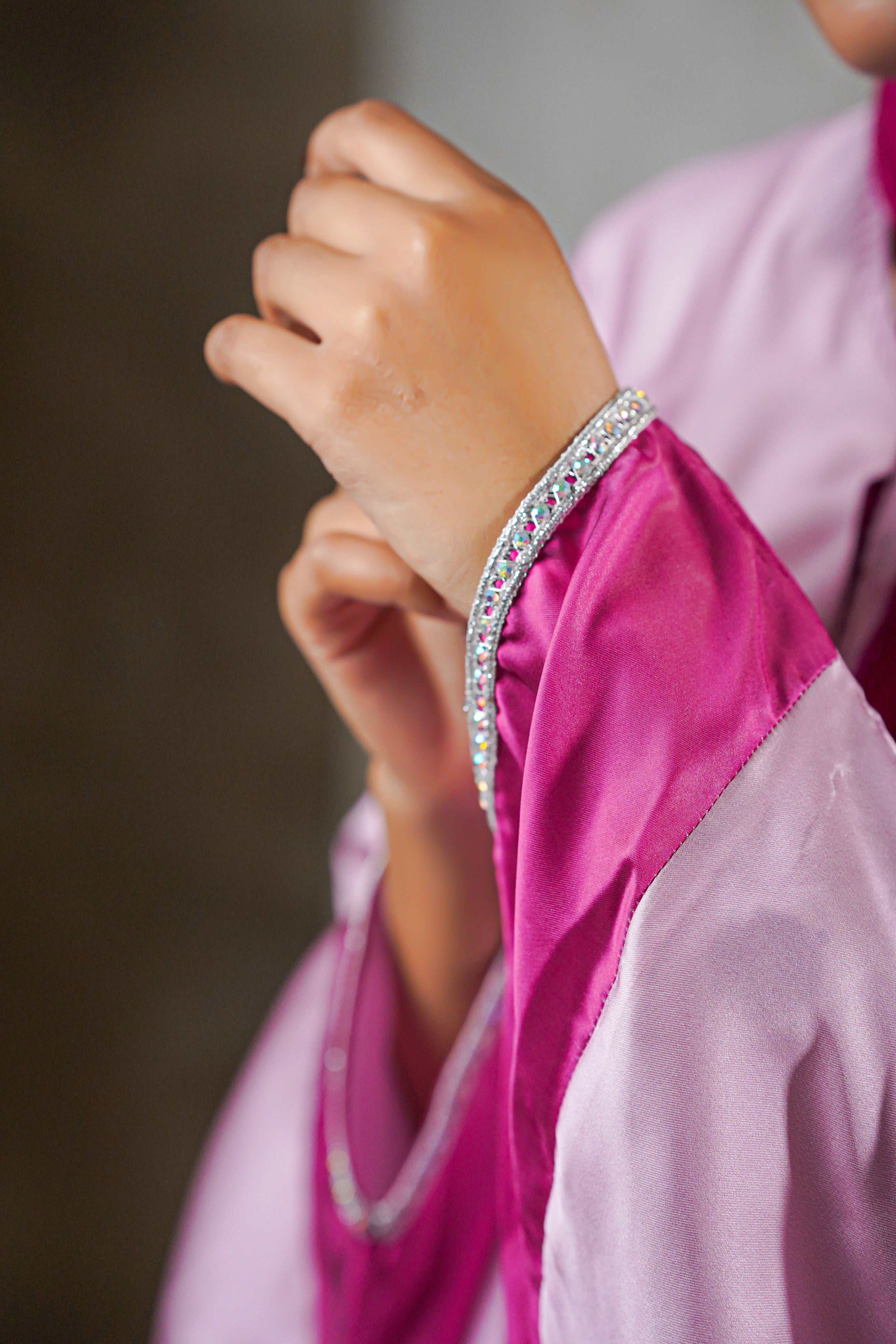 Rose Radiance Satin Abaya – Ombre Perfection with Crystal Trim