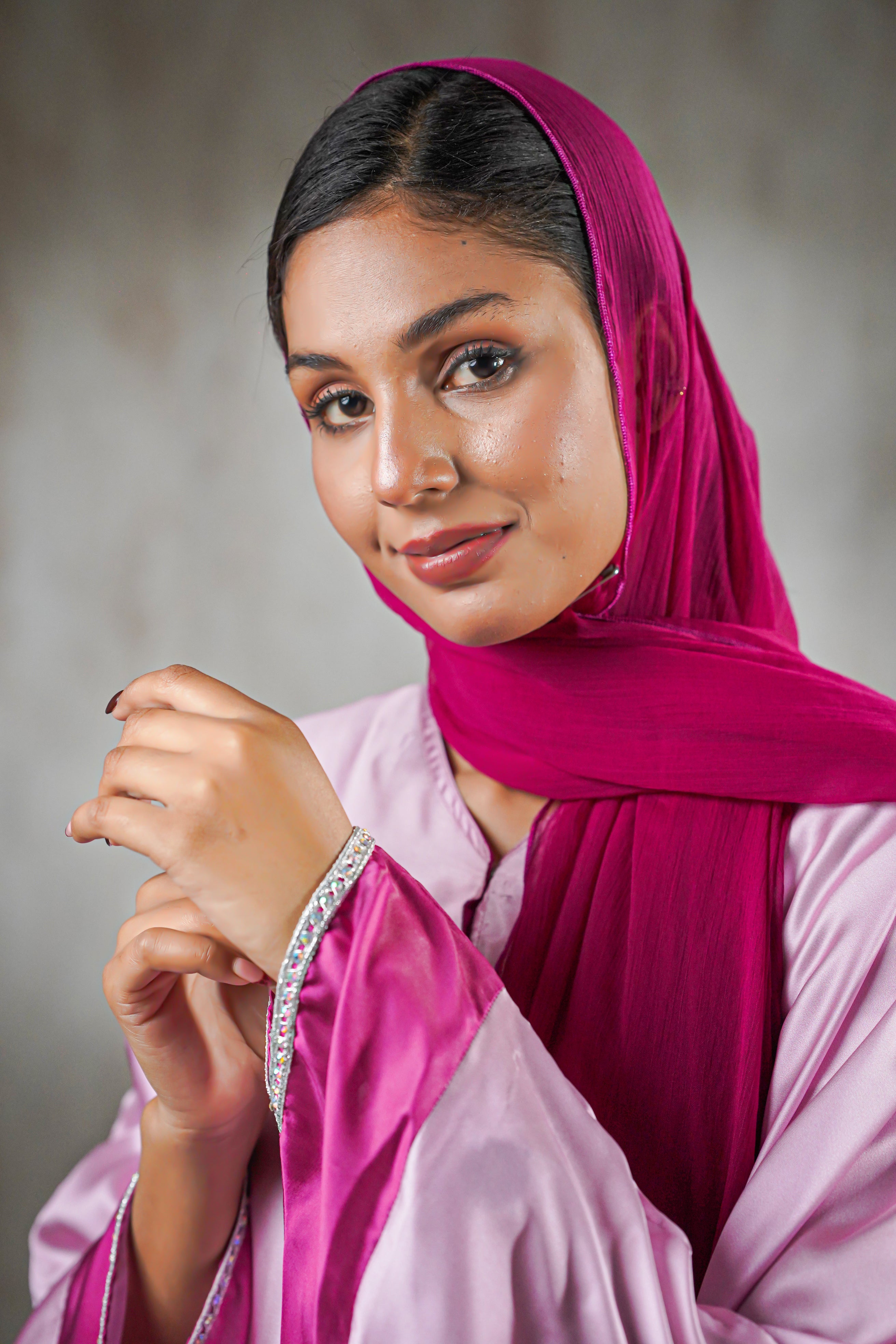 Rose Radiance Satin Abaya – Ombre Perfection with Crystal Trim