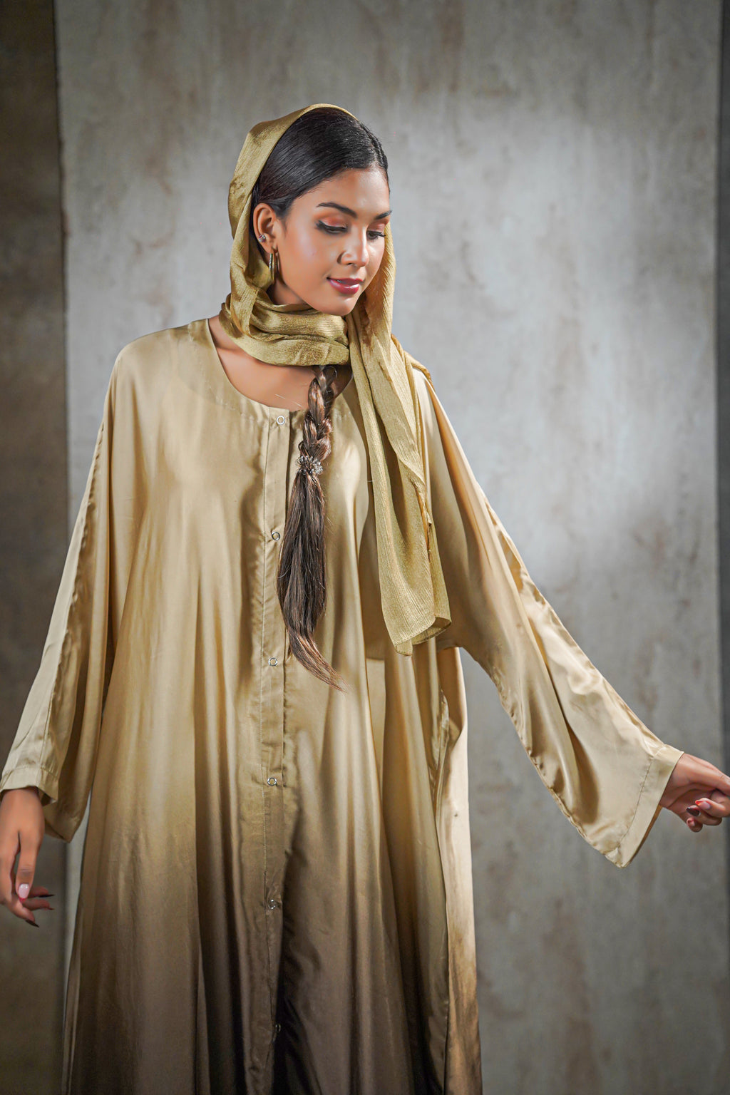 Ombre Golden Bloom Silk Abaya – Hand-Embroidered Elegance